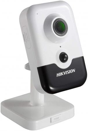 Видеокамера Hikvision DS-2CD2423G0-I CMOS 1/2.8" 4 мм 1920 x 1080 Н.265 H.264 MJPEG RJ-45 PoE белый
Видеокамера Hikvision DS-2CD2423G0-I CMOS 1/2.8" 4 мм 1920 x 1080 Н.265 H.264 MJPEG RJ-45 PoE белый