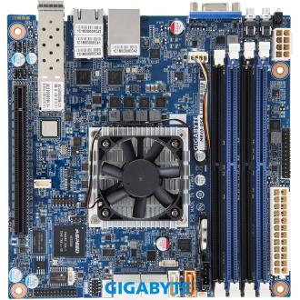Материнская плата GigaByte MB10-DS4 с процессором Intel — 4xDDR4 1xPCI-E 16x 6xSATA III mini-ITX Retail 9MB10DS4NR-00