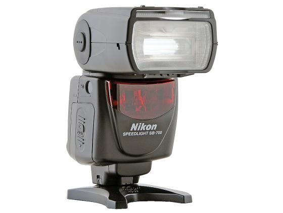 Вспышка Nikon Speedlight SB-700 черный FSA03901