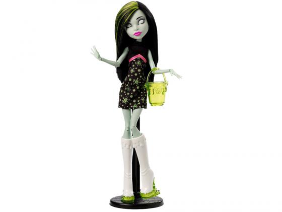 Кукла Monster High Школьная ярмарка Scarah Screams 26 см 09005