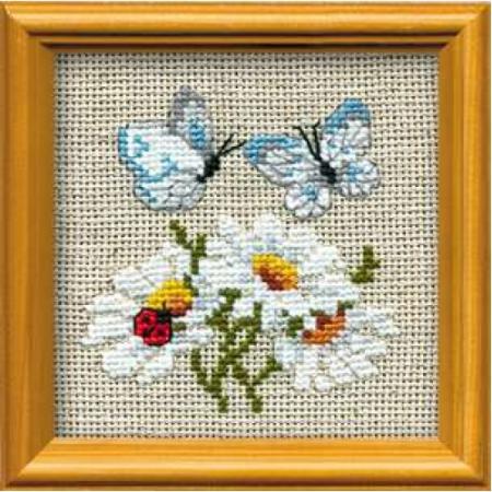 Набор для вышивания Сотвори Сама "Бабочки и цветы" 757