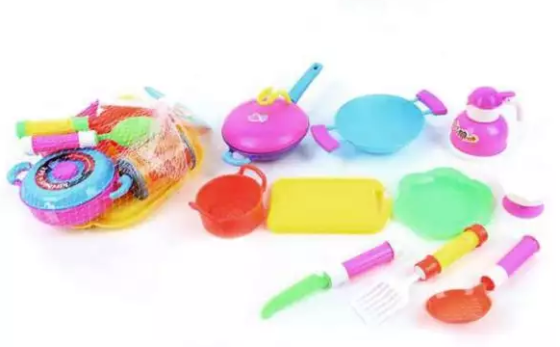 Набор посуды Наша Игрушка Набор цветной посуды 11 предметов