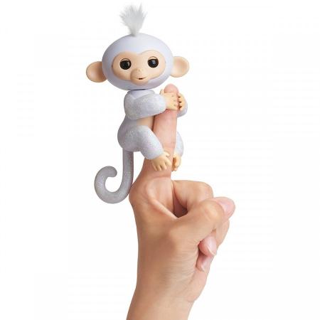 Интерактивная игрушка Fingerlings обезьянка ШУГАР от 5 лет белый
