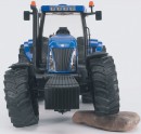 Трактор Bruder New Holland 1 шт 46 см синий T80404