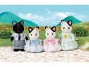 Игровой набор Sylvanian Families Семья черно-белых котов 4 предмета 51812