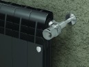 Радиатор Royal Thermo BiLiner 500 Noir Sable 10 секций поврежденная упаковка трещина на краю радиатора2