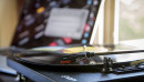 Виниловый проигрыватель ION Audio Compact LP черный3