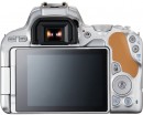 Зеркальная фотокамера Canon EOS 200D EF-S 18-55mm 24Mp серебристый 2256C0014