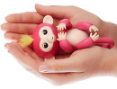 Интерактивная игрушка обезьянка WowWee Fingerlings - Белла 12 см розовый пластик 3705A3