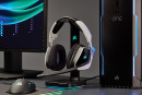 Игровая гарнитура беспроводная Corsair Gaming VOID PRO RGB Wireless Dolby Headphone 7.1 белый CA-9011153-EU6